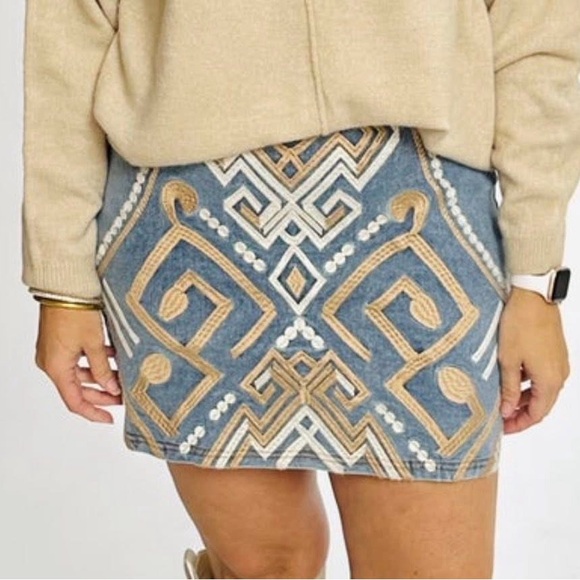 Savanna Jane Dresses & Skirts - Savanna Jane Blue Embroidered Geo Mini Skirt with Tan & White Accents